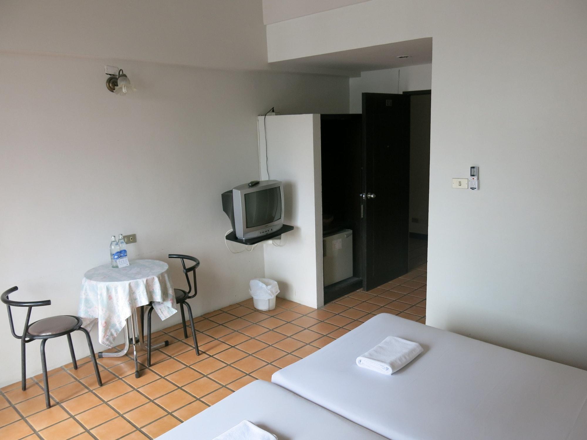 Rome Place Hotel Пхукет Экстерьер фото