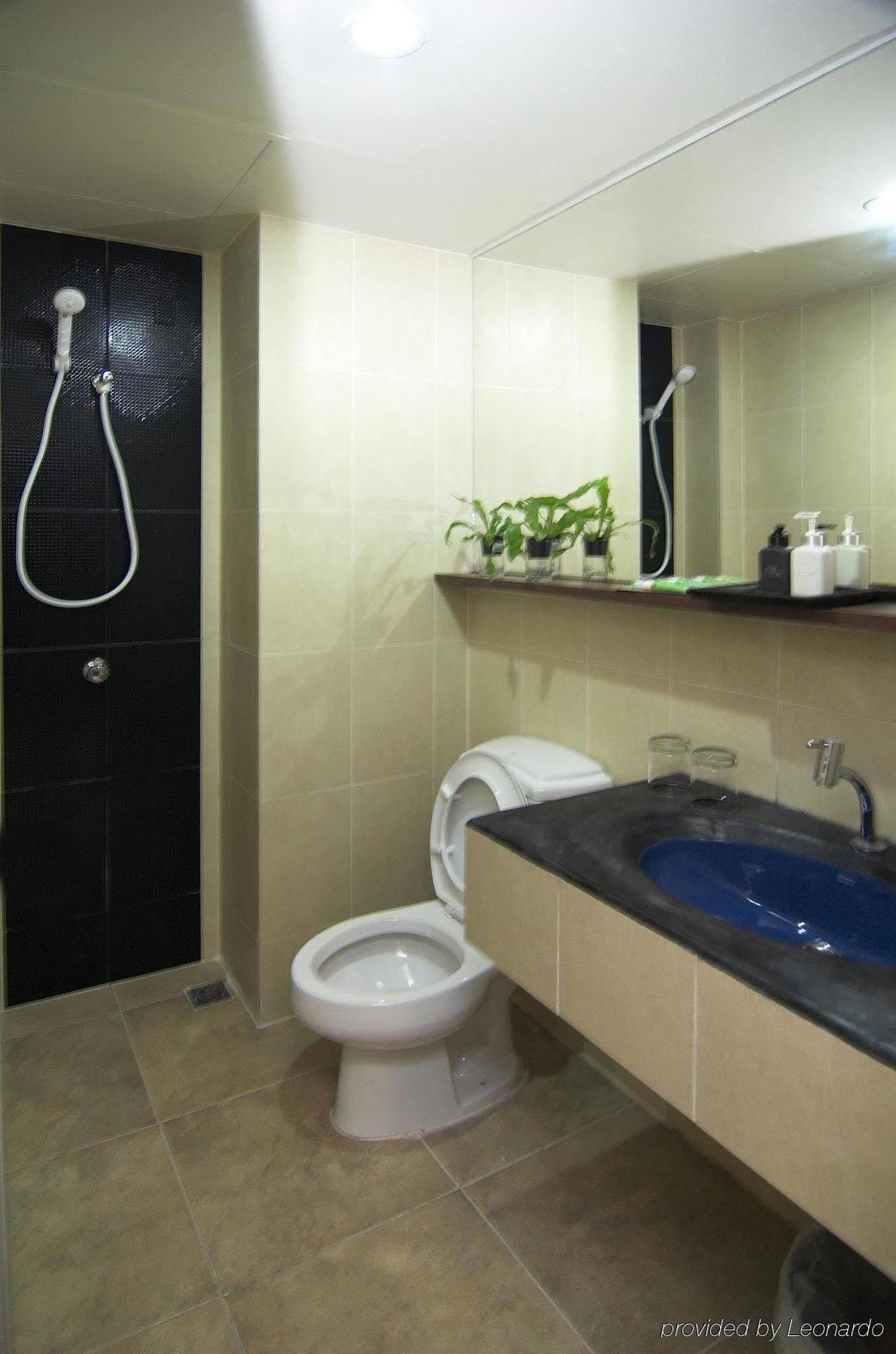 Rome Place Hotel Пхукет Экстерьер фото