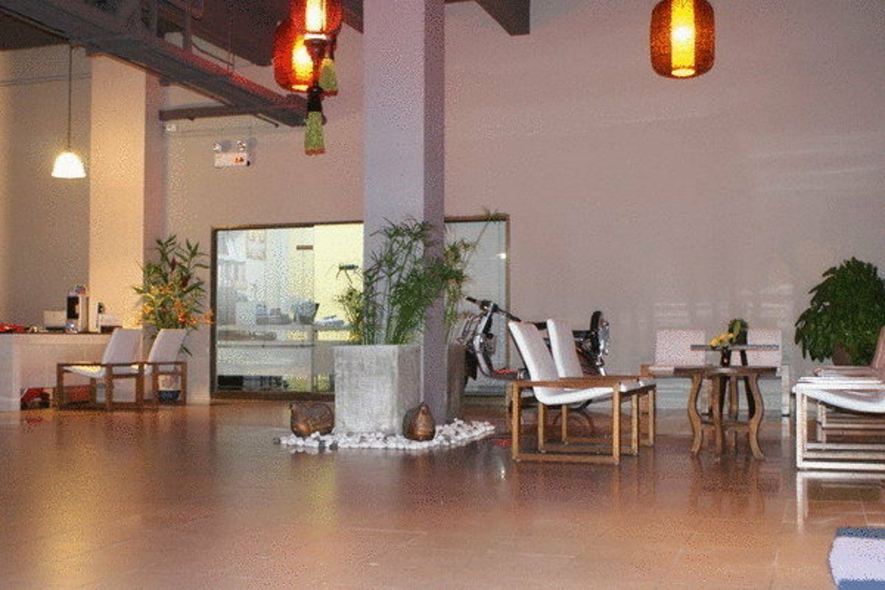 Rome Place Hotel Пхукет Экстерьер фото